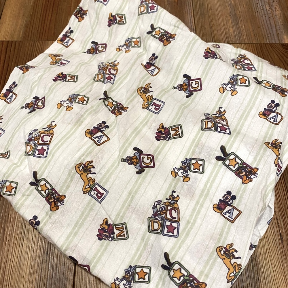 Disney Resort baby crib sheet 💙
